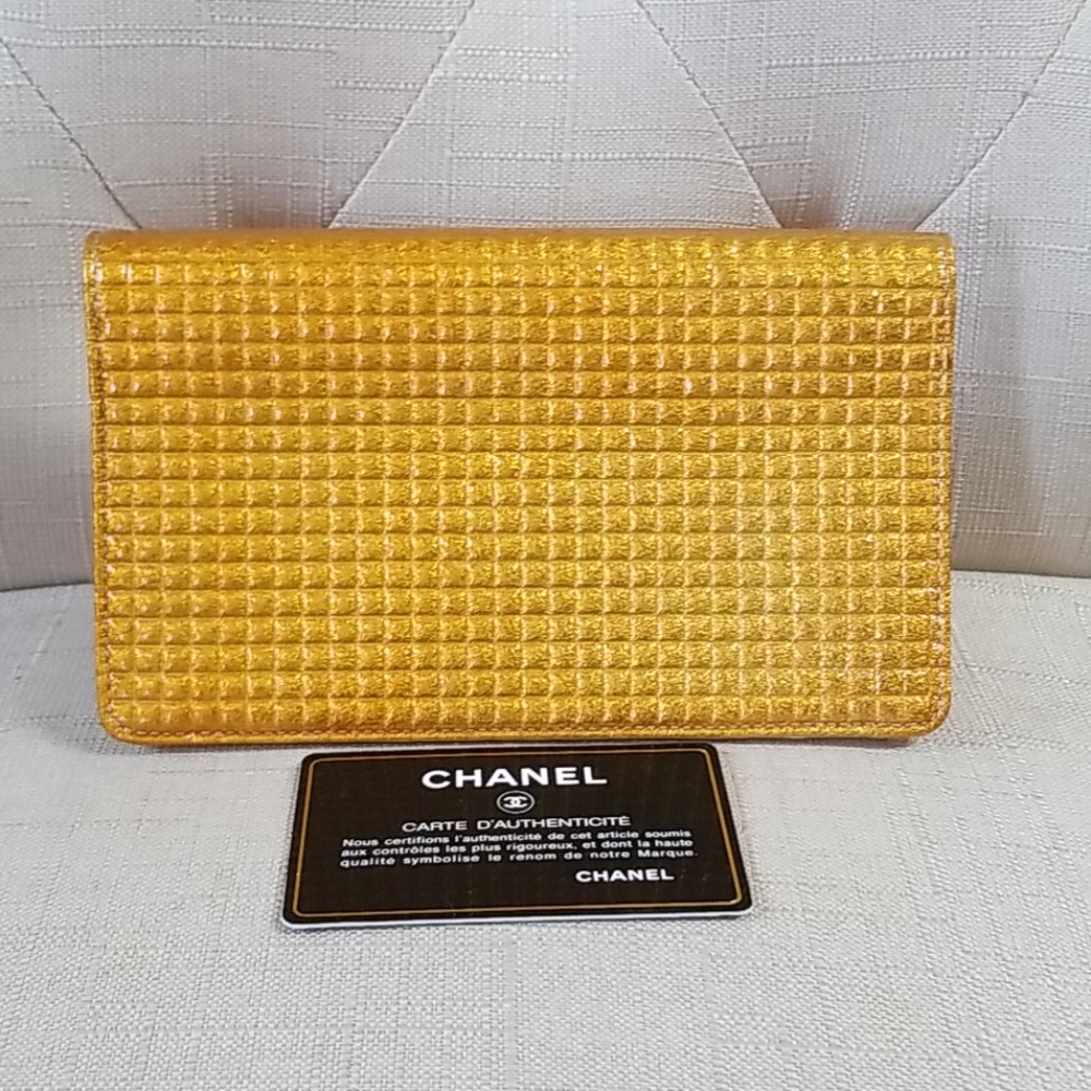 Authentic Chanel wallet - Picture 2 of 8